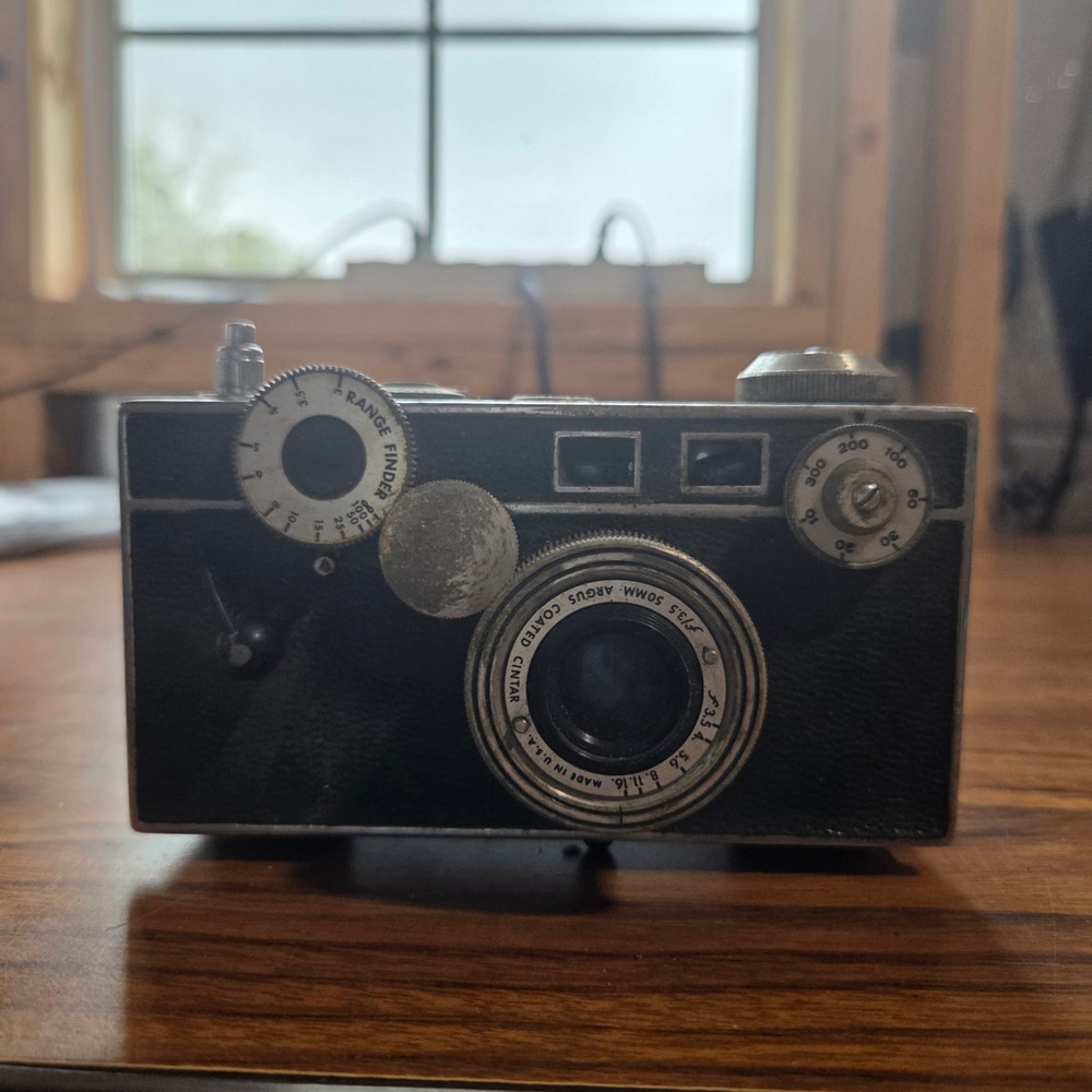 Vintage Argus C3 35mm Rangefinder Camera The Brick Coated Cintar 50mm f3.5 Lens